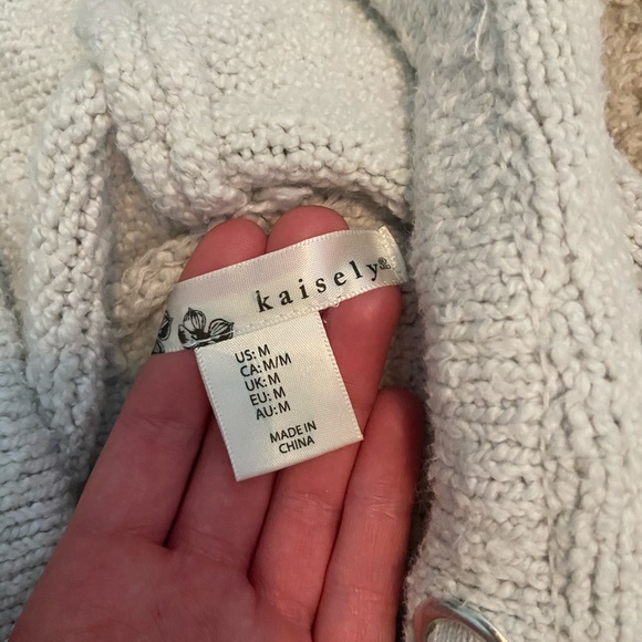 Light grey knit hoodie - Picture 2 of 2